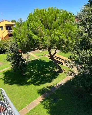 Complesso Oasi Apartment Tirrenia Exterior photo